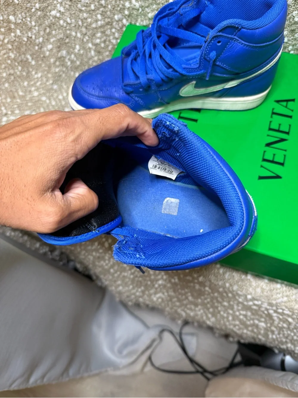 Jordan Air Jordan 1 Retro High - Hyper Royal/White